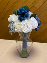 Load image into Gallery viewer, FARA100-H Navy/Dusty Blue Bouquet