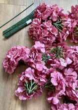 Load image into Gallery viewer, DRAH100-C Mauve Hydrangea Pieces