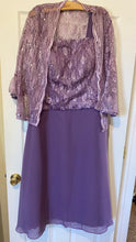 Load image into Gallery viewer, GOWN100-AK 2-Piece Short, Purple Gown. Size 16W