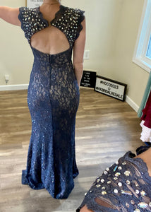 ROBE200-C Navy/Champagne Gown. Size 5
