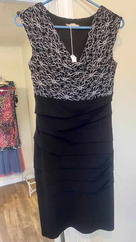 CLAP100-H Short, Black Dress. Size 4