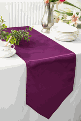 YOUN100-B  Sangria Table Runners, NEW