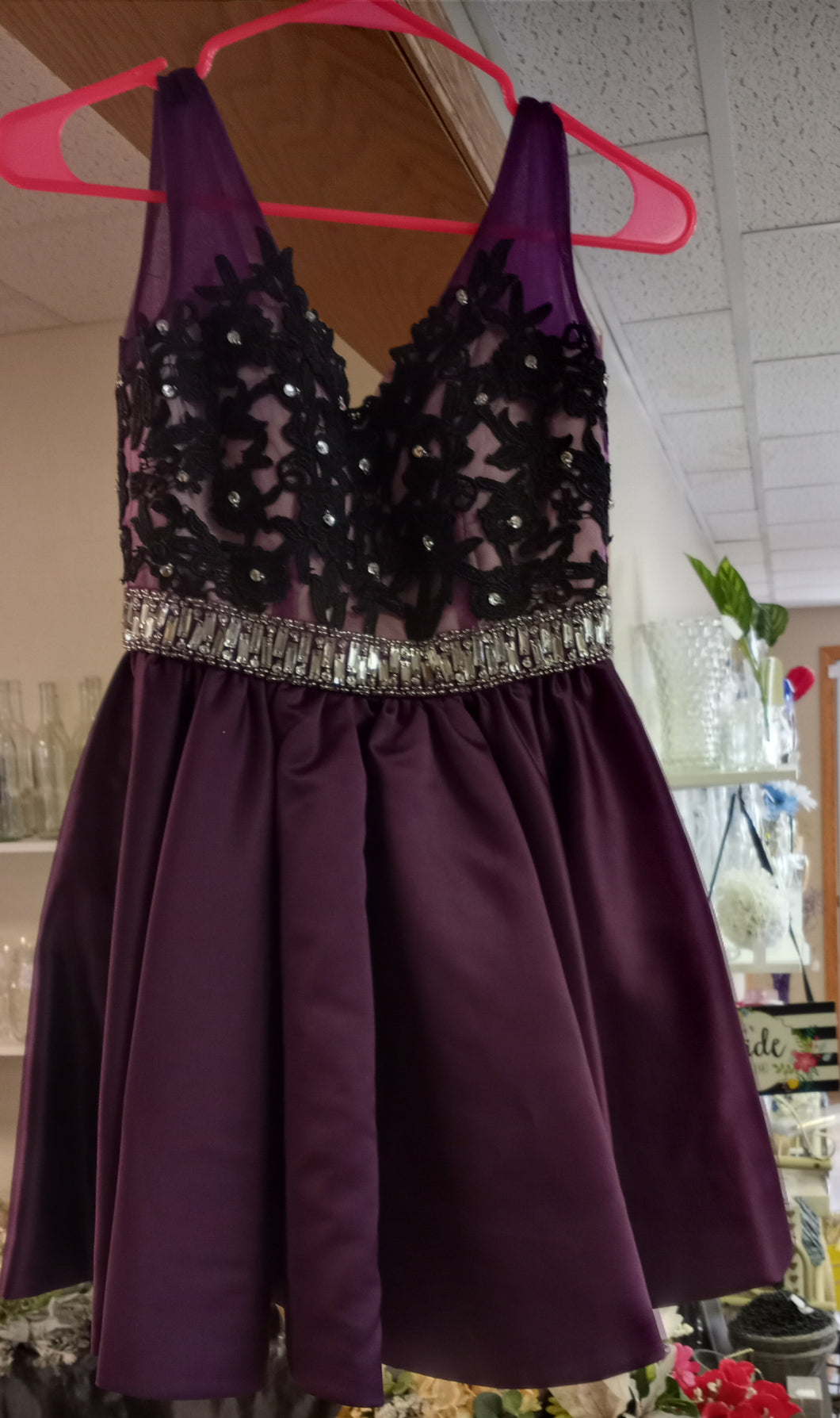 RING100-L Purple Gown