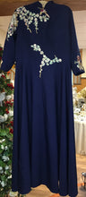 Load image into Gallery viewer, MEDL100-A Navy Asian Inspired Gown, Size 18W. New.