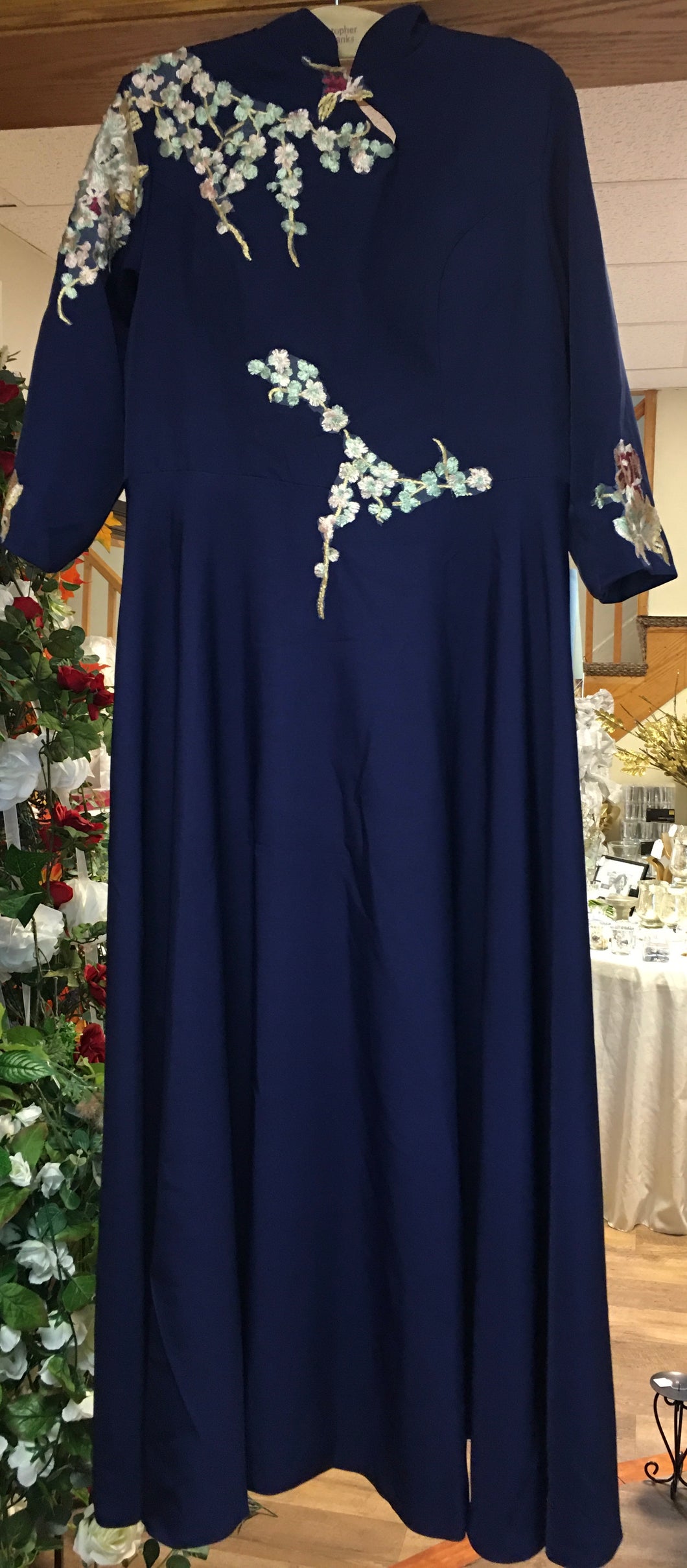MEDL100-A Navy Asian Inspired Gown, Size 18W. New.