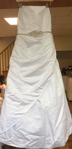 LINK100-A Satin White Wedding Gown, Size 24W