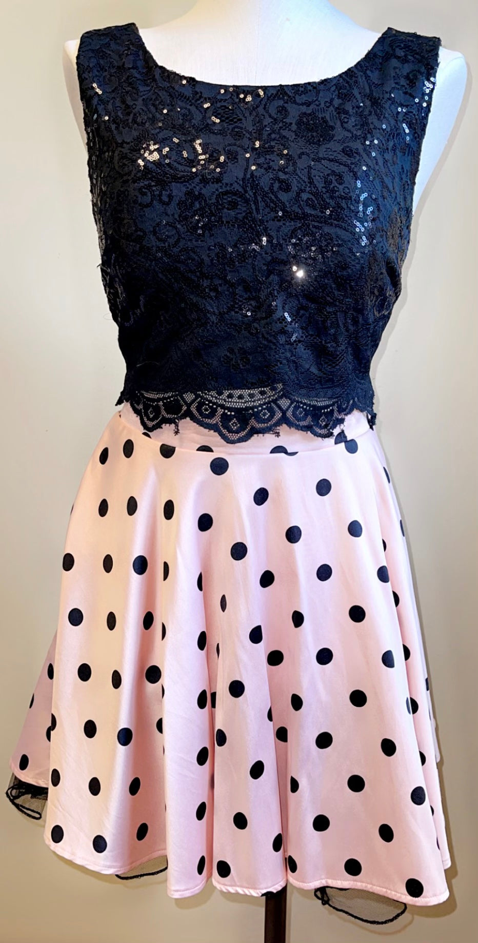 WACH100-G  Black Sequin and Pink Polka Dot 2pc Dress, Size 16/18
