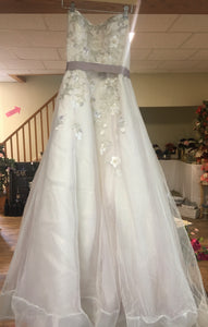 VAUG100-M  Melissa Sweet Wedding Gown, Size 14
