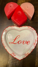 Load image into Gallery viewer, ELLA100-N Heart Plate &amp; Candles