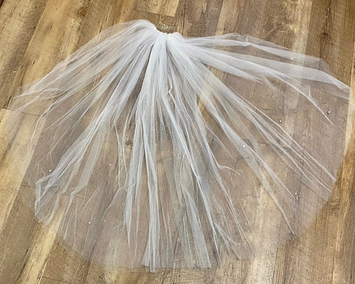 KLIN200-J 30” White Gem Veil