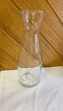 Load image into Gallery viewer, SELL100-U 11” Glass Carafe