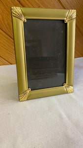 BRUN100-AD 4x6” Gold Frame