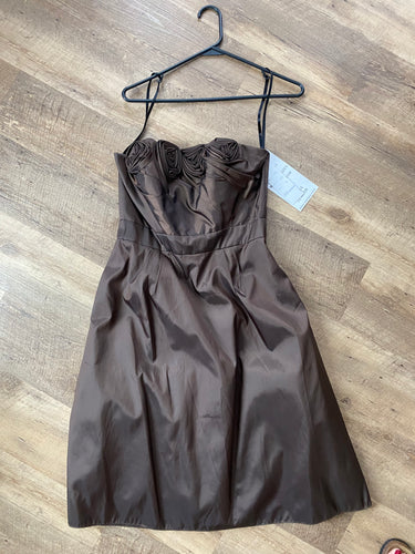 SMEG100-I Short, Golden Brown Gown. Size 8