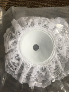 MYTR100-Q.  Lace Bouquet Holder