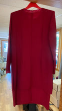 Load image into Gallery viewer, HOOD100-BB Red Long Sleeve Gown. Size 12