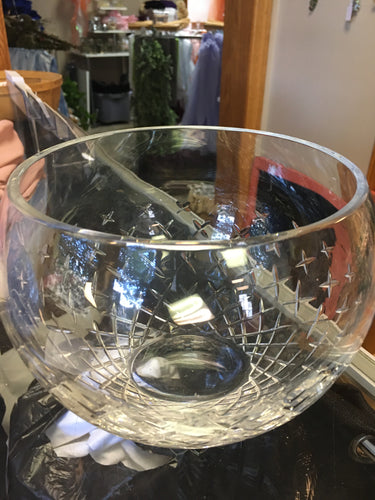 MCCO100-AG.  Crystal Bowl