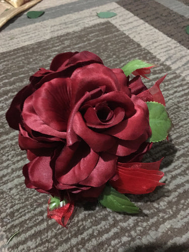 ADAM200-W Red Rose Kissing Ball