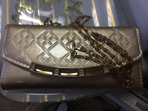 KULI100-U  Gold Clutch Purse, NEW