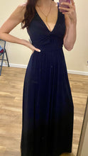 Load image into Gallery viewer, RUDO100-H Long, Navy Gown. Size 2