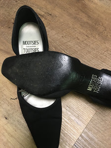 MERC100-D Black, Square Toed Heel. Size 7.5