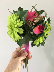 KLIN100-AQ  Gerbera Daisy Pink and Green Small Bouquet