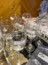 Load image into Gallery viewer, DIVE100 (CD) Assorted Wine Glasses