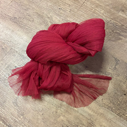 BRAC100-A Deep Red Tulle Runner