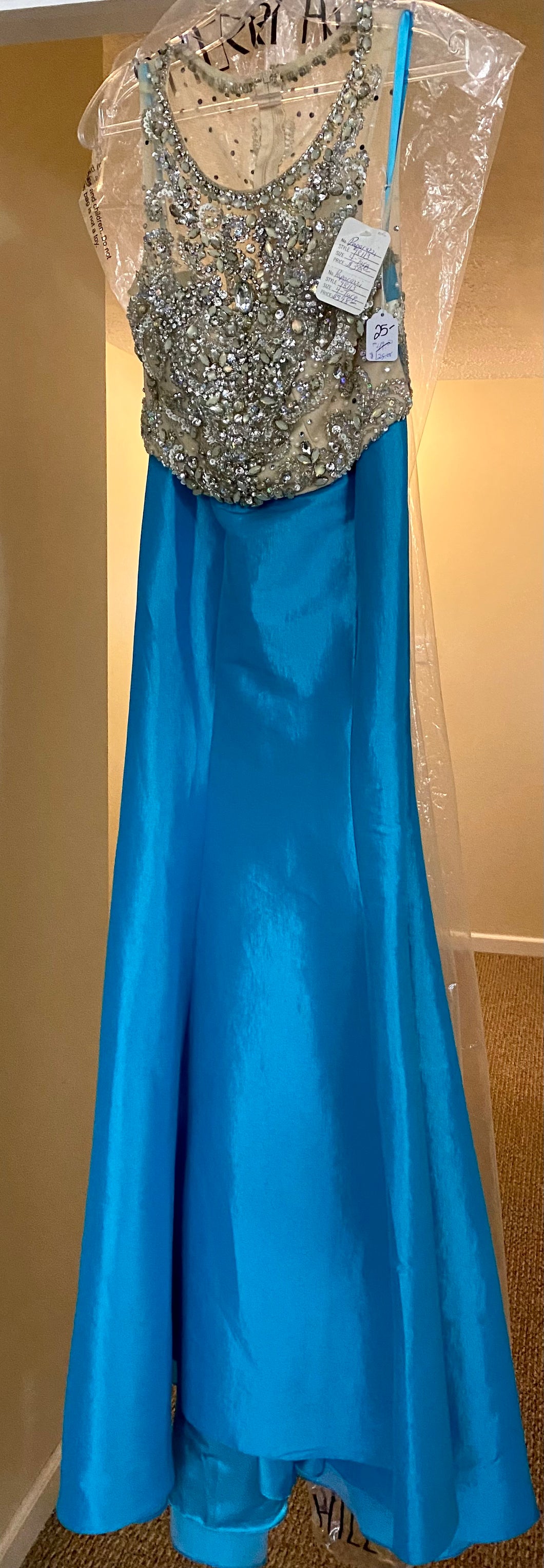 GOWN100-M 2 Piece Turquoise Gown. Size 4