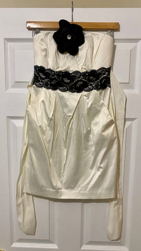 ELLA100-H Strapless Ivory Dress. Size 3/4