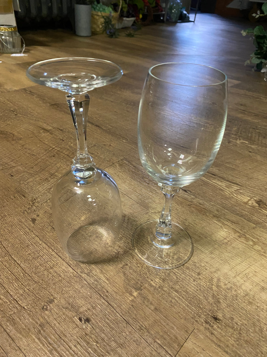 CHAR100-C Set of 6 Wine Glasses. New