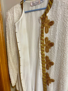 MINN100-B 2 Piece Ivory Suit. Size M