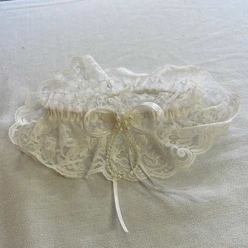 CHAR100-BA White Lace Garter