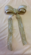 Load image into Gallery viewer, HANN200-J Burlap &amp; Lace Bows