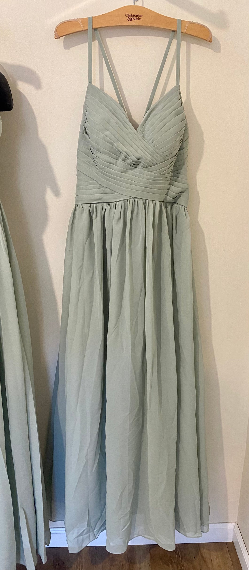 HUNT100-A Sage Green Gown. Size 16