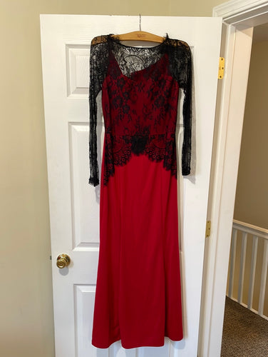 NIEV100-AG Red and Black Lace Dress Size Small