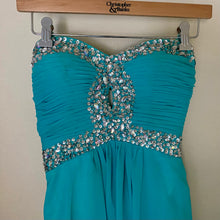 Load image into Gallery viewer, CHAR100-BH Mint Turquoise Gown. Size XS