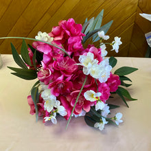 Load image into Gallery viewer, KIRS200-C Fuchsia Floral Bouquet