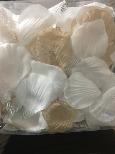 LOCH100-BR White & Beige Flower Petals