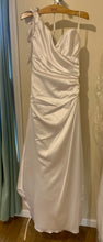 Load image into Gallery viewer, SPIK100-A White Satin, One Shoulder Gown. Size 10