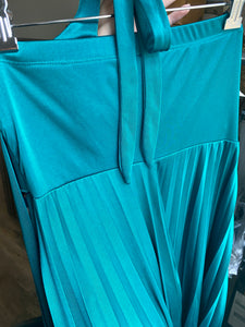 NIEV100-M Emerald Green Short Dress. Size M