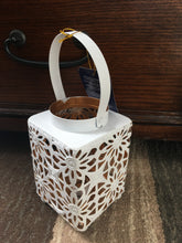Load image into Gallery viewer, HOLT200-Y. Small White Metal Lantern