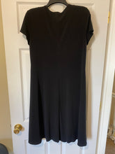 Load image into Gallery viewer, BITE100-G Black Casual Dress. Size 16
