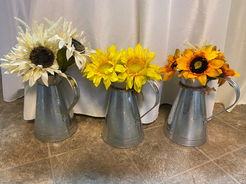 DUNC100-A Galvanized Sunflower Centerpiece