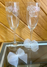 Load image into Gallery viewer, SMEG100-BQ Bride &amp; Groom Glass Sets