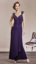 Load image into Gallery viewer, HAVR100-A Plum Purple Gown. NWT Size 10