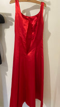 Load image into Gallery viewer, NIEV100-F Red Long Formal Gown