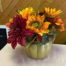 Load image into Gallery viewer, BRAC100-C Gold Glittery, Ceramic Pumpkin