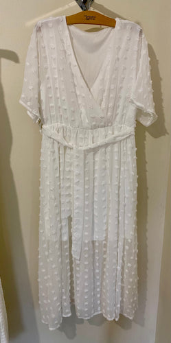 GOWN100-AC White Swiss Dot Dress. Size XL