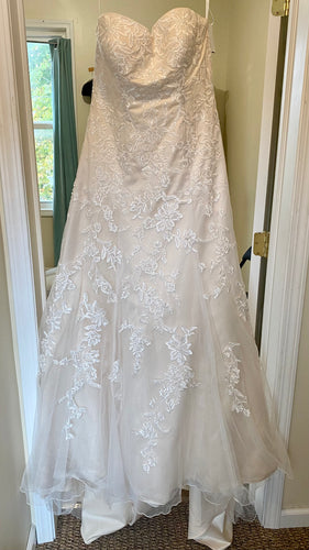 HAME100-A NWT Strapless Ivory/Champagne Size 10