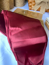 Load image into Gallery viewer, FABI100-A Burgundy Satin Chair Sashes